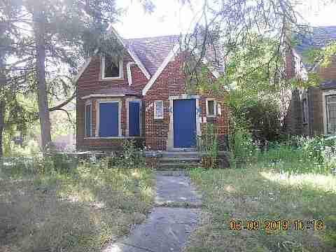 2901 Fullerton (2)_m.jpg